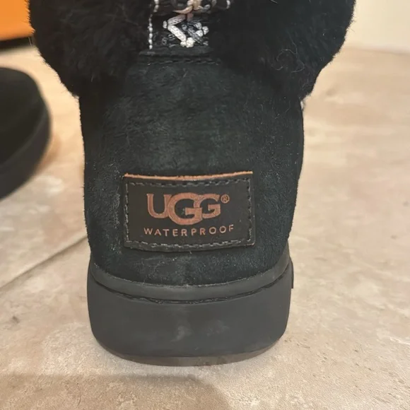 Ugg Australia boots - Picture 2 of 4